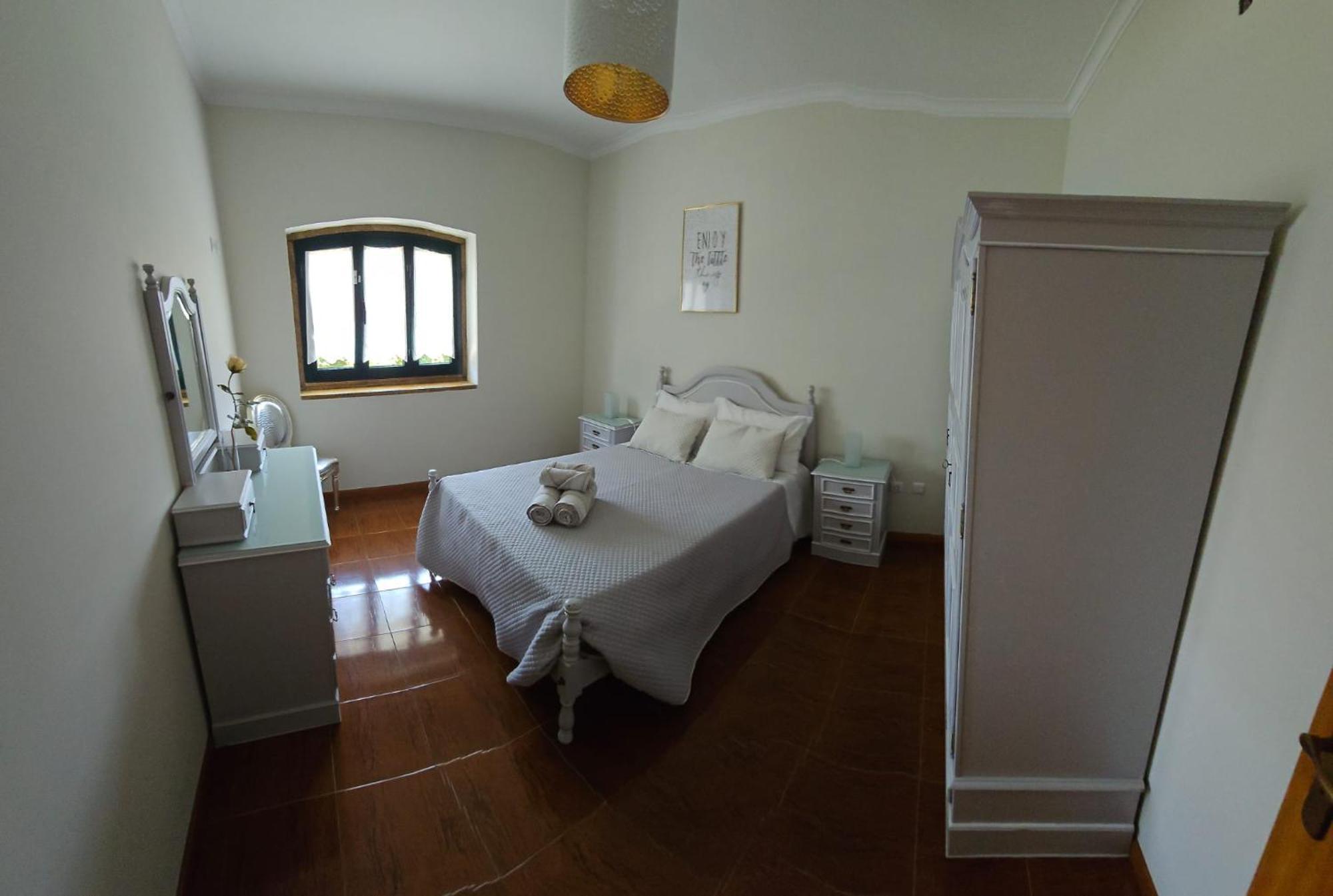 Casa Alem Rio - Quartos Para 6 Hospedes Em 산토티르소 외부 사진